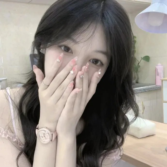 罗美雪妮黛的美丽与哀愁